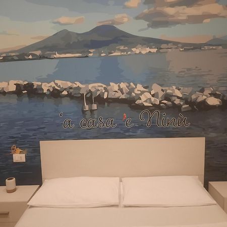 'A Casa 'E Ninu Casa Vacanze Неаполь Экстерьер фото