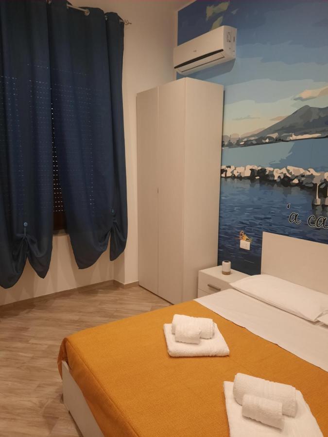 'A Casa 'E Ninu Casa Vacanze Неаполь Экстерьер фото