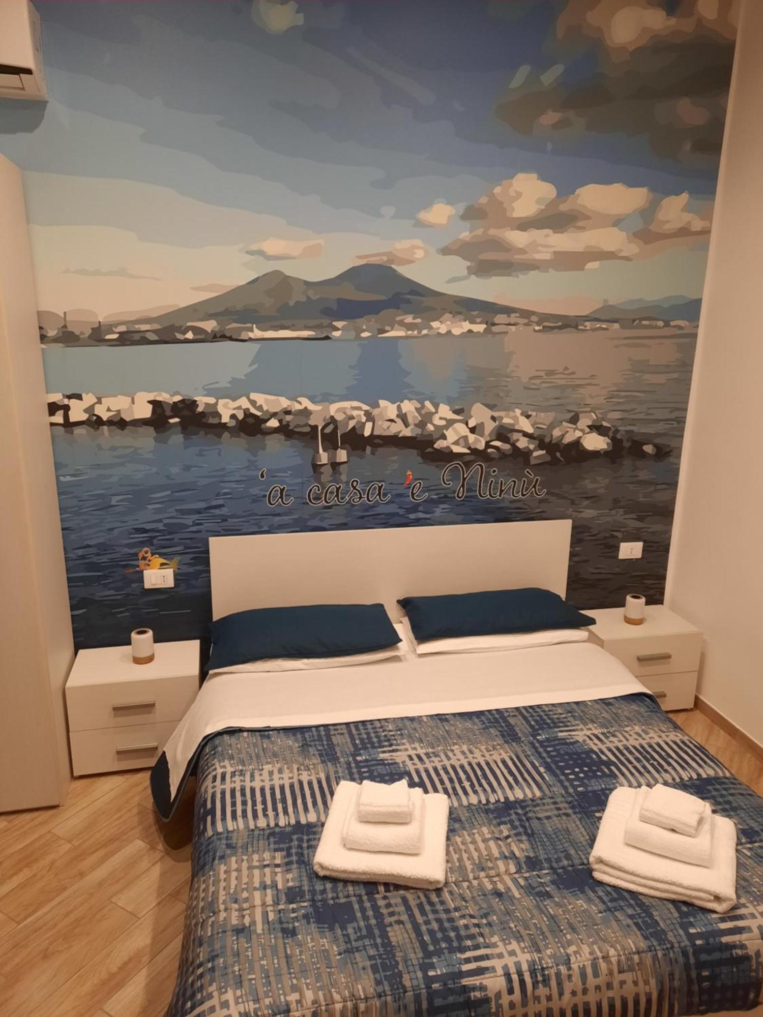 'A Casa 'E Ninu Casa Vacanze Неаполь Экстерьер фото